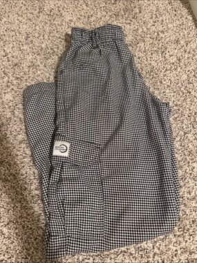 Unisex Chef Pants in Black & White